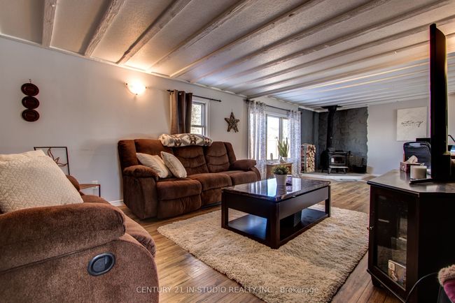 580335 Sideroad 60, House other with 4 bedrooms, 2 bathrooms and 15 parking in Berkeley ON | Image 9