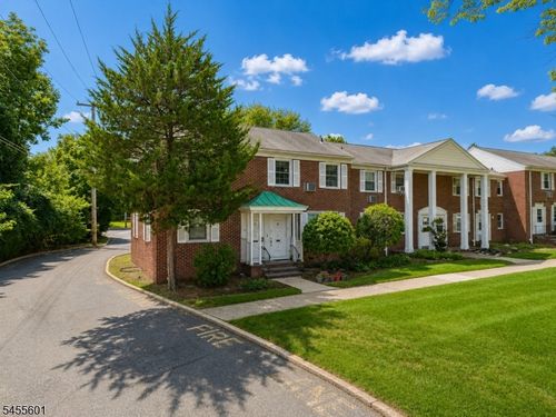 2a-445 Morris Ave, Springfield, NJ, 07081-1110 | Card Image