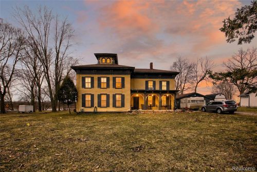 4466 Mill St, Columbiaville, MI, 48421-8600 | Card Image