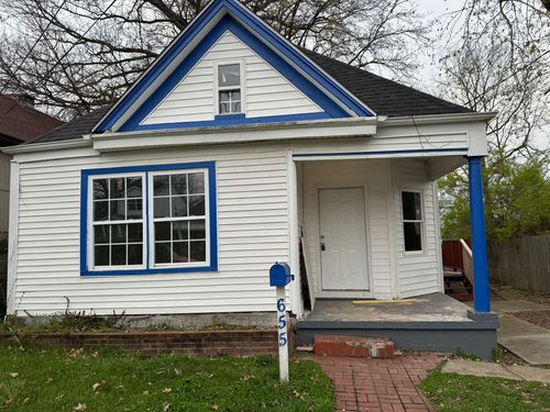 655 Chestnut St, Lexington, KY, 40508-1527 | Card Image