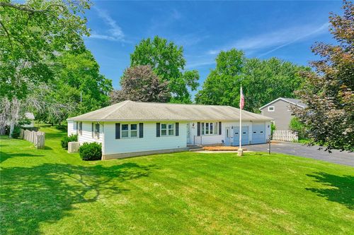 239 London Rd, Webster, NY, 14580-3445 | Card Image
