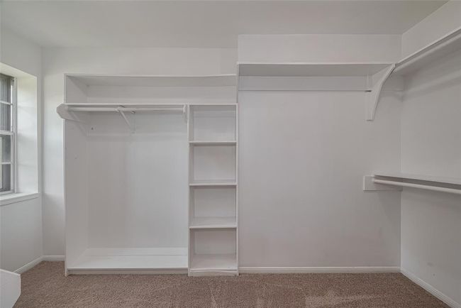 Primary Closet | Image 23