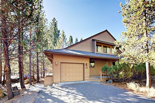 18017 Camas Ln, Sunriver, OR, 97707-3001 | Card Image