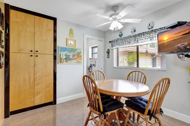 6700 Versailles Ct, Condo with 3 bedrooms, 3 bathrooms and null parking in Lake Worth FL | Image 25