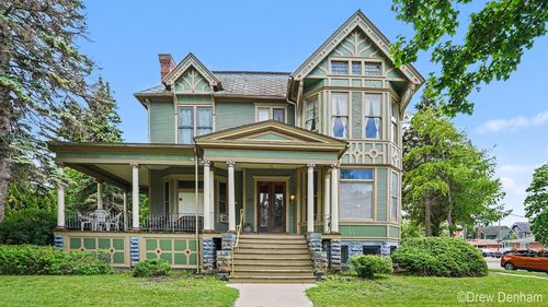 1500 Center Ave, Bay City, MI, 48708-5101 | Card Image