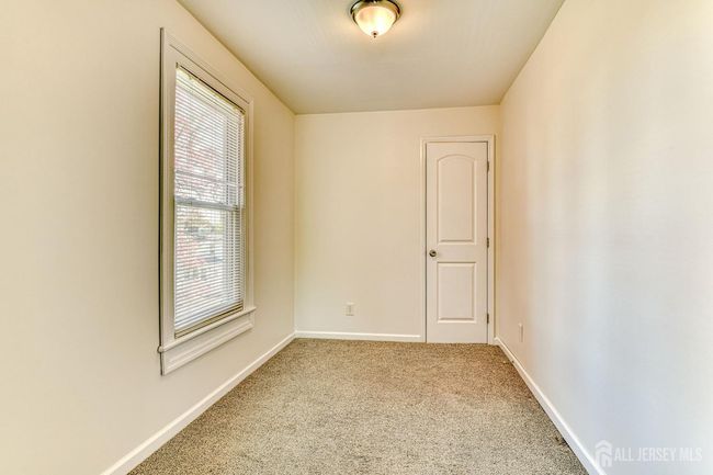 2 - 69 W Church St, Condo with 2 bedrooms, 1 bathrooms and null parking in Milltown NJ | Image 5
