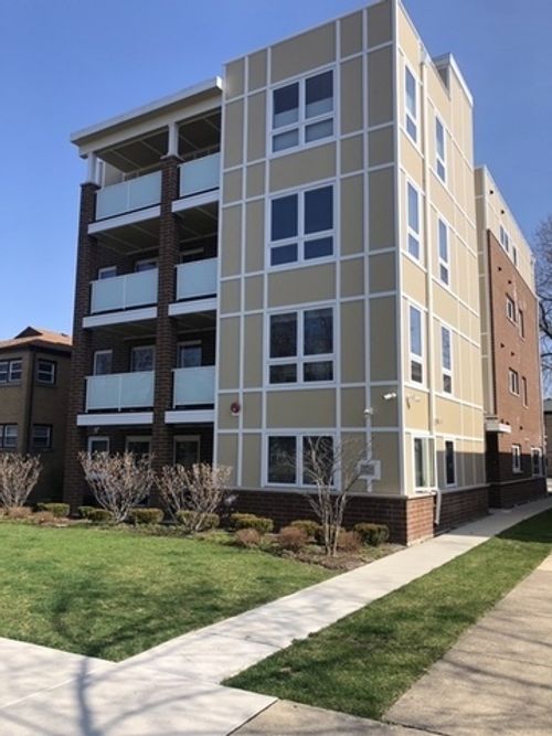 d-515 Summit Ave, Park Ridge, IL, 60068-4905 | Card Image