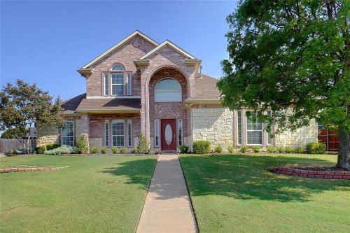 715 Lakewood Drive, Kennedale, TX, 76060 | Card Image