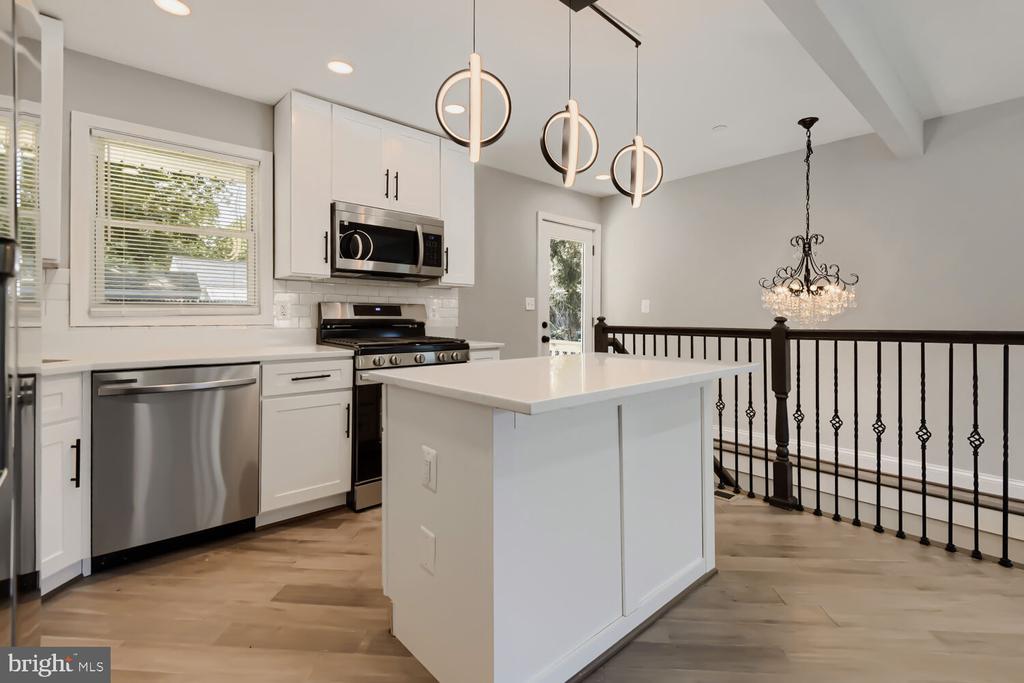 Residential in ANNAPOLIS 5