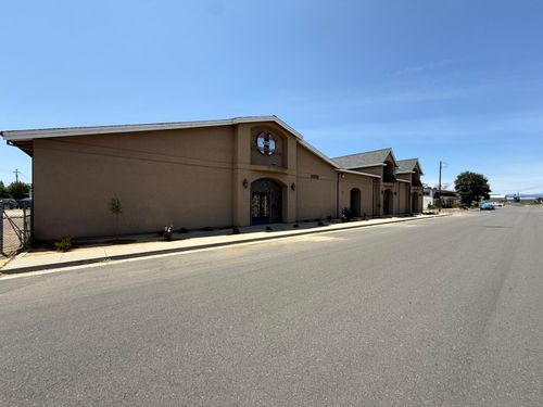 ste-b-6250 Parallel Rd, Anderson, CA, 96007-4833 | Card Image