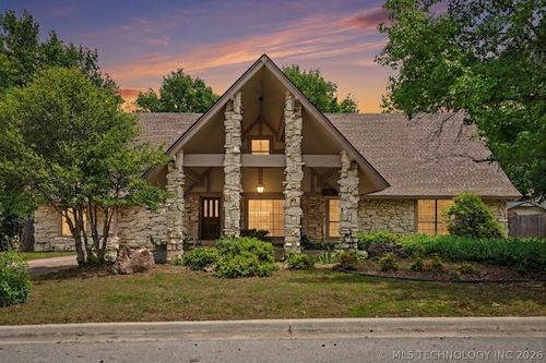 105 Mockingbird Ln, Skiatook, OK, 74070-3603 | Card Image