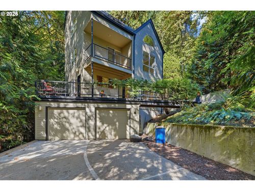 3921 Sw Sweetbriar Dr, Portland, OR, 97221 | Card Image
