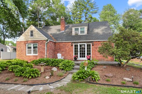 26 Fernbel Ln, West Hartford, CT, 06107-1423 | Card Image