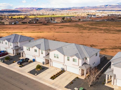 525 E Steeplechase Rd, Washington, UT, 84780-4809 | Card Image