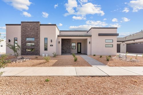 707 W Spring Lily Dr, St. George, UT, 84790-2720 | Card Image