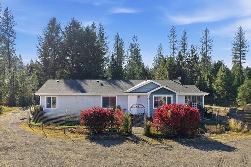 127 W Montgomery Rd, Deer Park, WA, 99006-9157 | Card Image