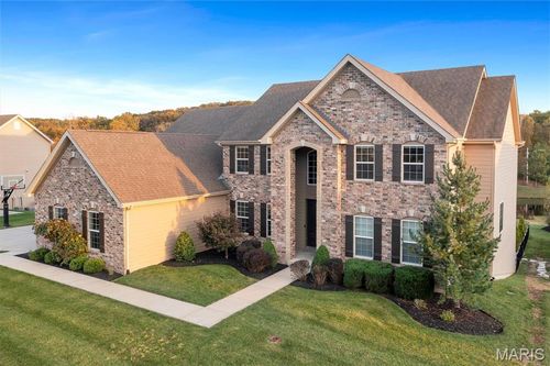 16956 Bottlebrush Ct, Chesterfield, MO, 63005-4210 | Card Image