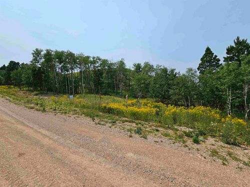 20933 Majestic Heights Rd, Sturgis, SD, 57785-6930 | Card Image