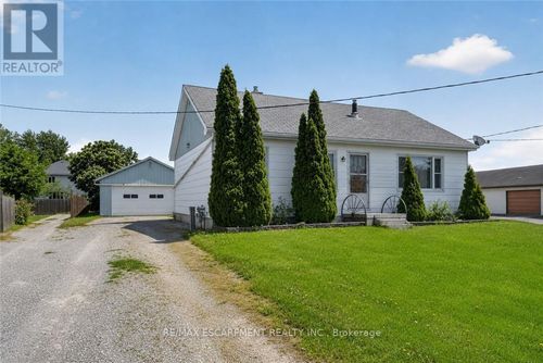 2883 S Grimsby Rd 10, Smithville, ON, L0R2A0 | Card Image