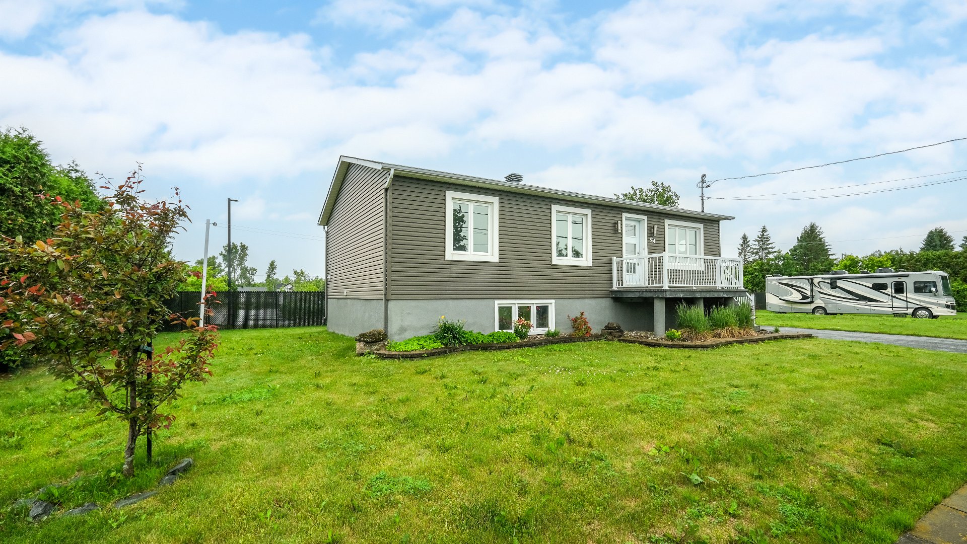 Residential in Saint-Amable 2