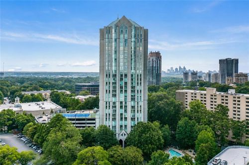 2506-2870 Pharr Court South Nw, Atlanta, GA, 30305-2181 | Card Image