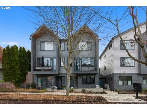 102-601 Se Spokane St, Portland, OR, 97202-6795 | Card Image