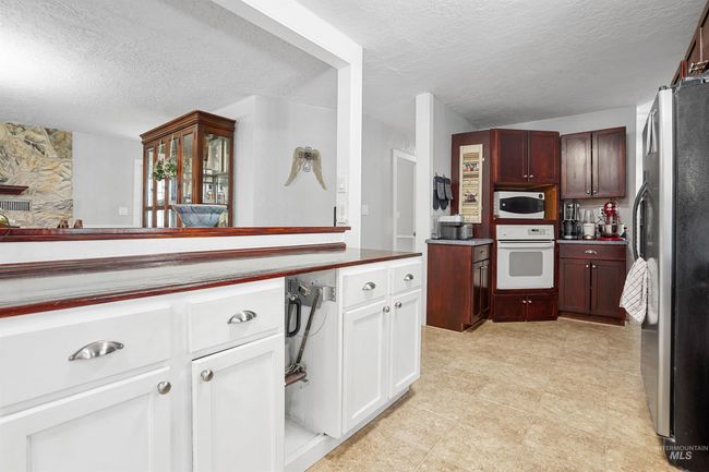 360 N 700 W, House other with 4 bedrooms, 3 bathrooms and 2 parking in Paul ID | Image 7