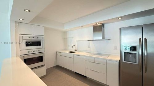 apt-905-19380 Collins Ave, Sunny Isles Beach, FL, 33160-2276 | Card Image