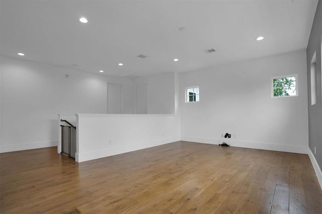 9115 Hammerly Blvd, House other with 4 bedrooms, 4 bathrooms and null parking in Houston TX | Image 25