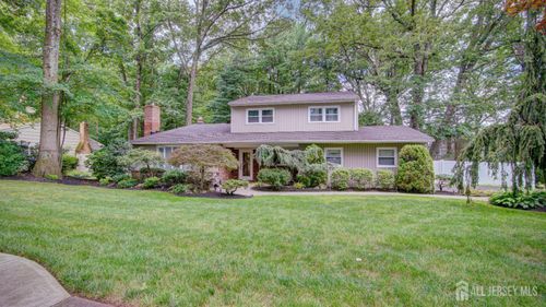 15 Timber Rd, East Brunswick, NJ, 08816-2938 | Card Image