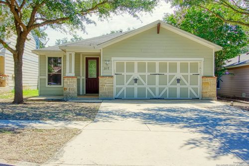 317 Sandy Shl, Boerne, TX, 78006-1967 | Card Image