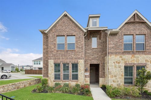 2028 Saddle Way, Mesquite, TX, 75149-3109 | Card Image