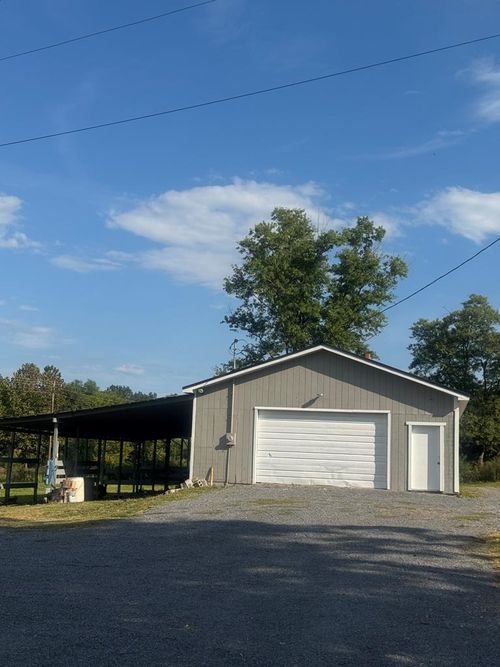 1441 Old Sano Rd, Russell Springs, KY, 42642-9559 | Card Image