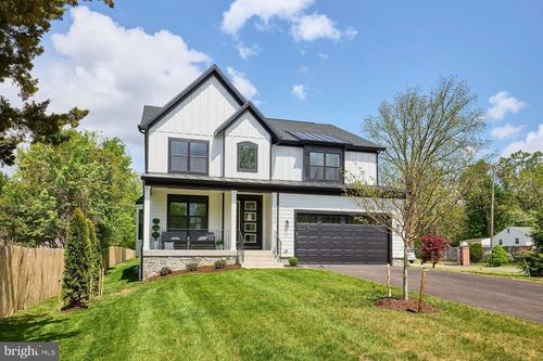 2904 Random Rd, Falls Church, VA, 22042-2219 | Card Image