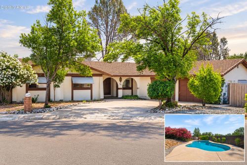 861 Dawson Ct, Redding, CA, 96003-2242 | Card Image