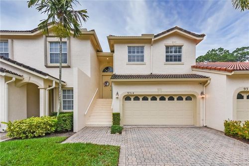 9314 Wentworth Ln, Port Saint Lucie, FL, 34986-3288 | Card Image