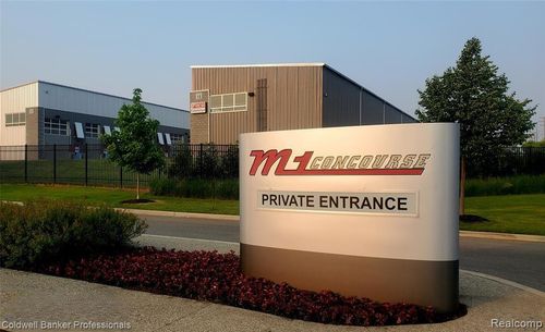 145 Pit Ln, Pontiac, MI, 48341-2792 | Card Image