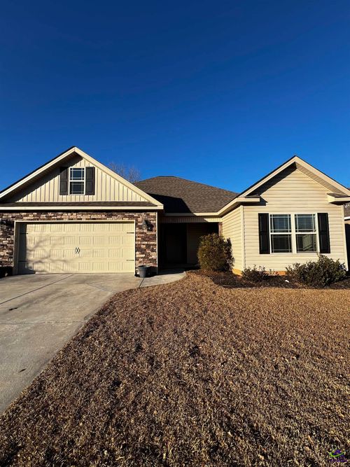 315 Gibson Cir, Kathleen, GA, 31047-2379 | Card Image