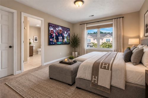 45 Silver Cup Cir, West Warwick, RI, 02893-1850 | Card Image