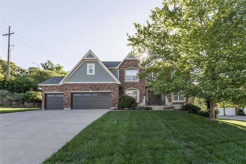 5501 Mullen Rd, Shawnee, KS, 66216-1400 | Card Image