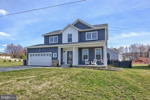 6 Lobell Rd, ABBOTTSTOWN, PA, 17301-9201 | Card Image