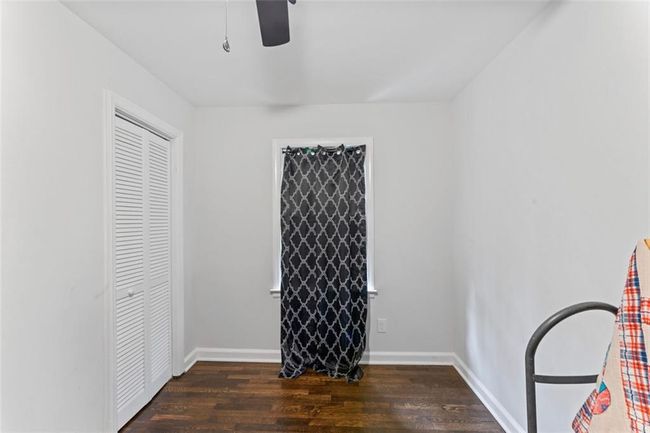 1326 Stella Cir Sw, House other with 3 bedrooms, 2 bathrooms and 3 parking in Smyrna GA | Image 14