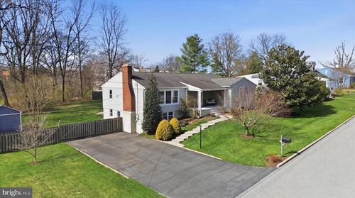 210 Oak St, MOUNT AIRY, MD, 21771-5450 | Card Image