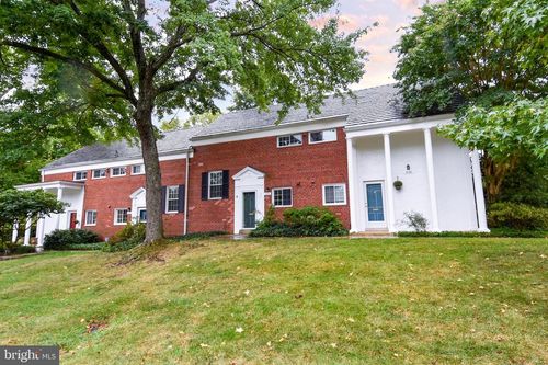 3132 Martha Custis Dr, ALEXANDRIA, VA, 22302-2103 | Card Image