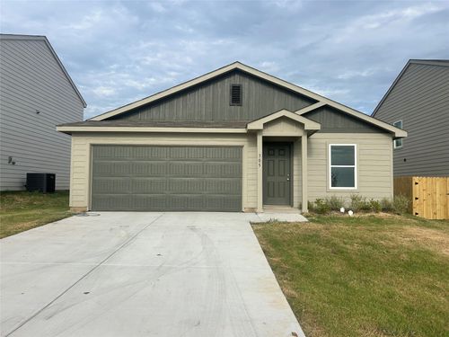 305 Azalea Trl, Granbury, TX, 76048-3331 | Card Image