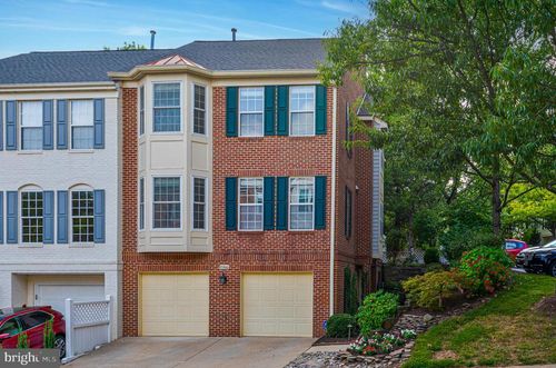 2700 Chanbourne Way, VIENNA, VA, 22181-6121 | Card Image
