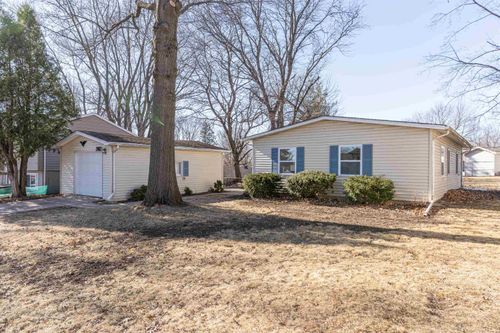 3912 Latham St, Rockford, IL, 61103-1627 | Card Image