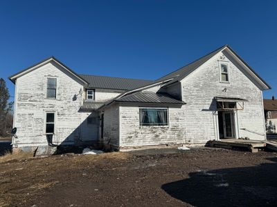 Back of home | Image 2