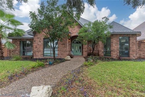7213 N 4th St, McAllen, TX, 78504-1746 | Card Image