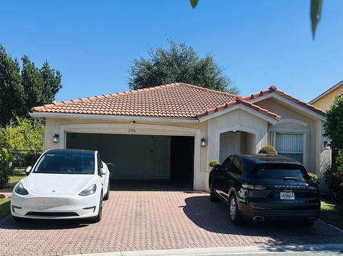 2106 Little Torch St, Riviera Beach, FL, 33407-1110 | Card Image